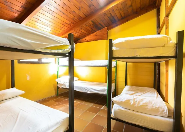 Albergue Fuerte De Nagueeles