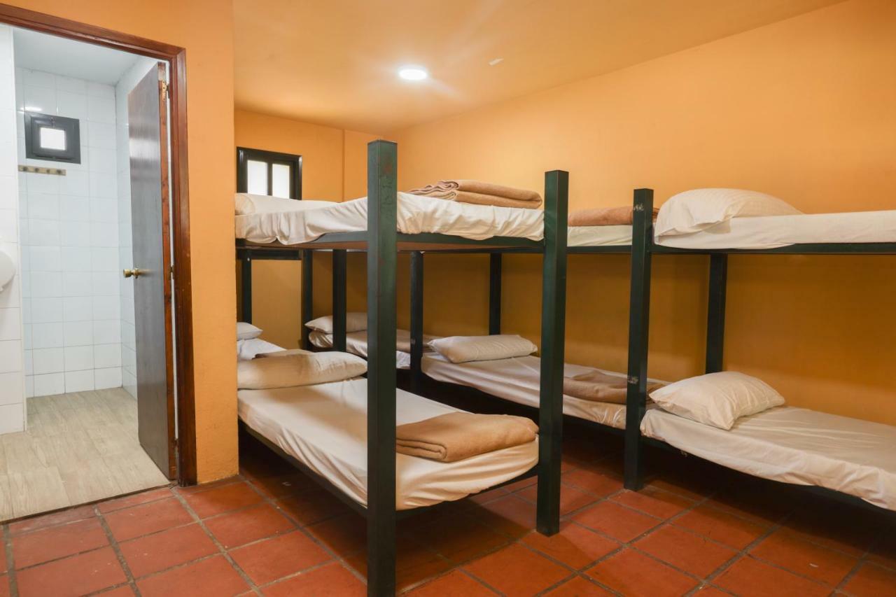 Fuerte De Nagueles Albergue *